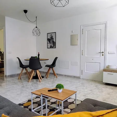 Fabelo Apartment, Apartament