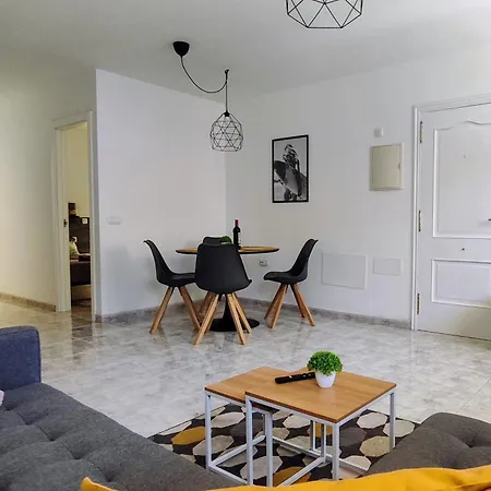 Daire Fabelo Apartment, *